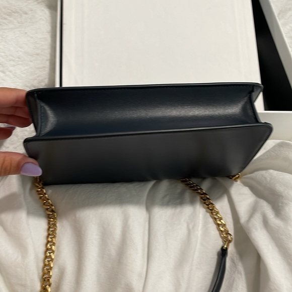 100% authentic Celine Wallet on a Chain 100% Calfskin leather. Color NAVY BLUE - Picture 5 of 9